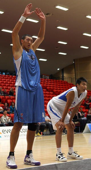 Sun Mingming sau đó tới chơi ở những hạng đấu thấp hơn, trong đó có giải USBL (United States Basketball League), anh khoác áo các CLB Dodge City Legend, Maryland Nighthawks, Grand Rapids Flight… Từ năm 2009 tới nay anh trở về Trung Quốc đầu quân cho Beijing Ducks.
